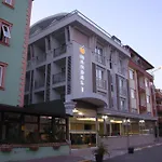Mandalin Szálloda 3*