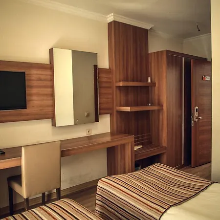 Hotel Mandalin 3*