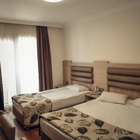Mandalin Hotel 3*
