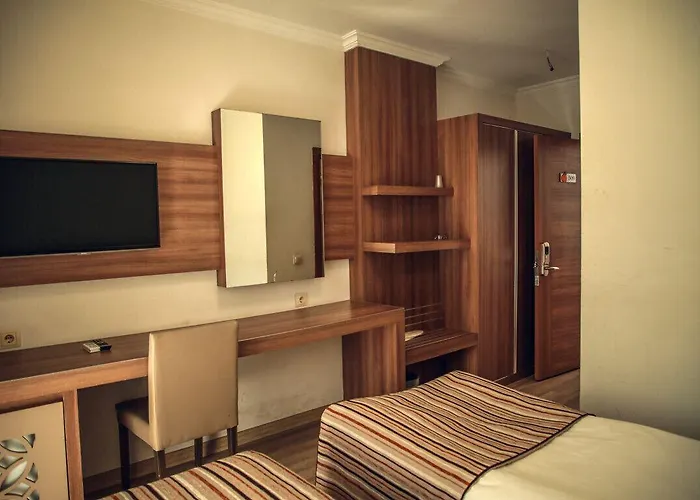 Hotel Mandalin 3*